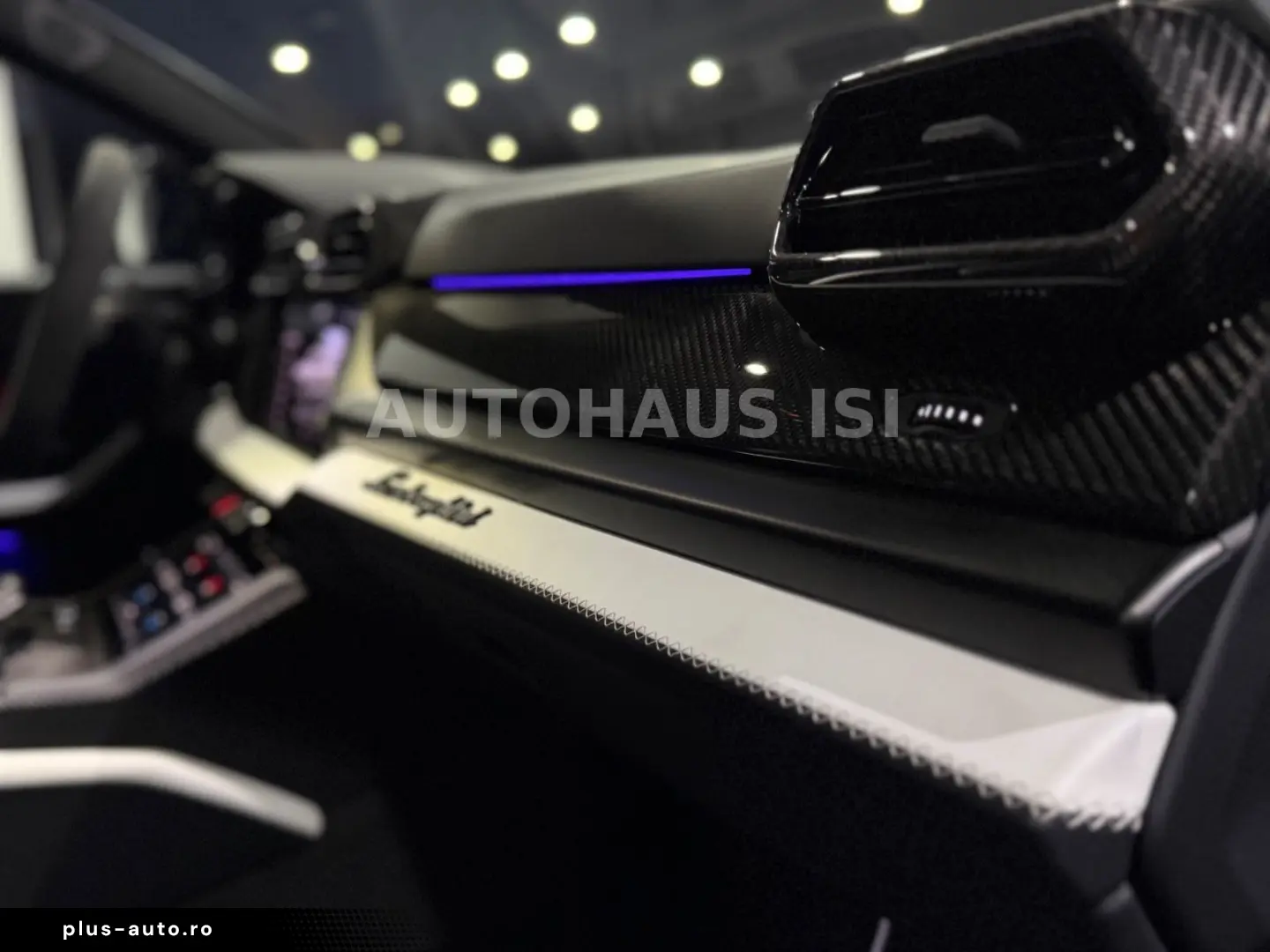 LAMBORGHINI Urus SE BLU GRIFO MATT AD-PERSONAM CARBON 3D B&O