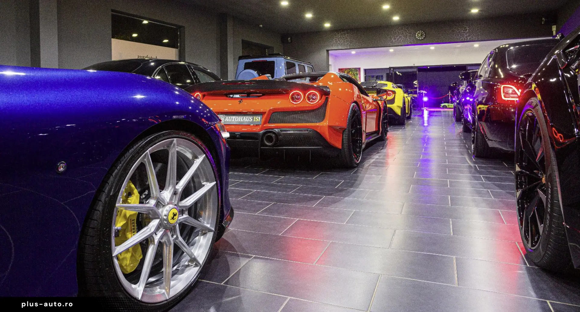 LAMBORGHINI Urus SE BLU GRIFO MATT AD-PERSONAM CARBON 3D B&O