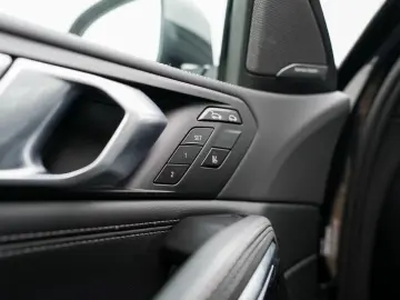 BMW X6 M-Sport xDrive 30D 298CP