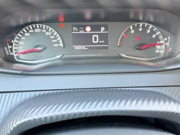 Peugeot 208 Gen-Ii-2019