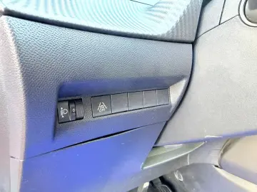 Peugeot 208 Gen-Ii-2019