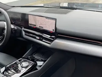 BMW 520d M-Sport 20D 197CP