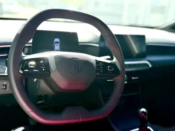 Mg 3 ICE Hatchback 202