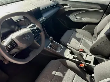 Mg 3 ICE Hatchback 202