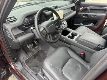 Land Rover Defender D300 110 SEDONA EDITION