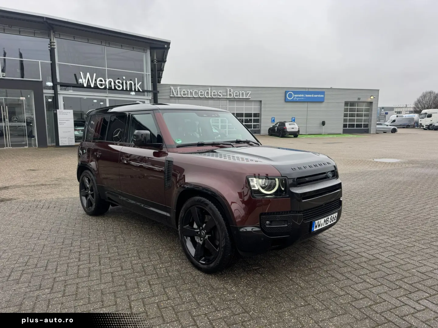 Land Rover Defender D300 110 SEDONA EDITION