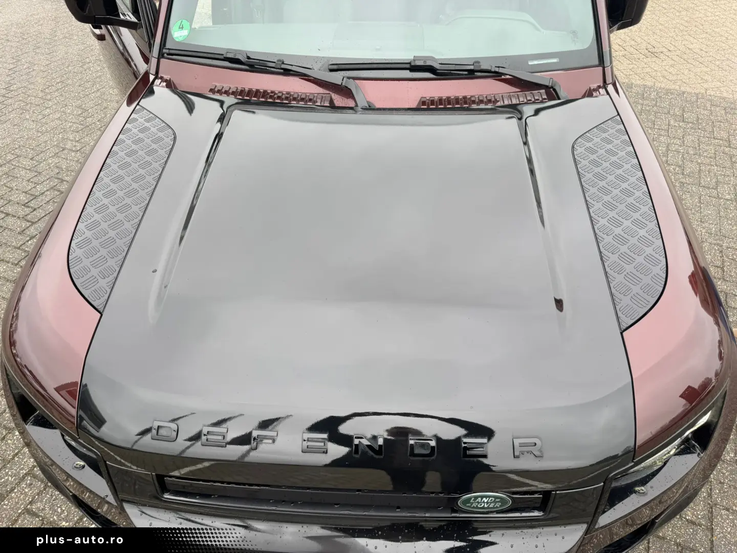 Land Rover Defender D300 110 SEDONA EDITION