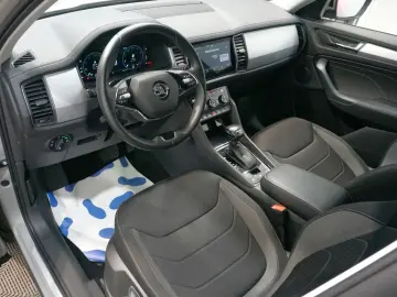 SKODA Kodiaq Tour 4x4 2.0 TDI ACC RfK LED VirtualCockp