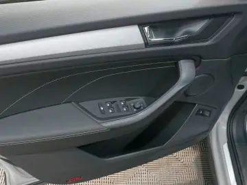 SKODA Kodiaq Tour 4x4 2.0 TDI ACC RfK LED VirtualCockp