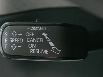 SKODA Kodiaq Tour 4x4 2.0 TDI ACC RfK LED VirtualCockp