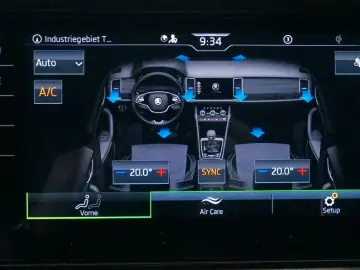 SKODA Kodiaq Tour 4x4 2.0 TDI ACC RfK LED VirtualCockp