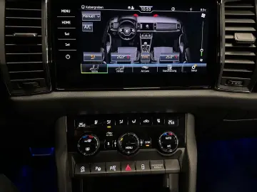 SKODA Kodiaq L&K 4x4  20Zoll Standhzg 360 AHK MASSAGE