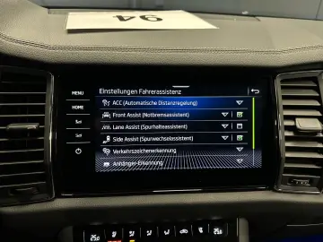 SKODA Kodiaq L&K 4x4  20Zoll Standhzg 360 AHK MASSAGE