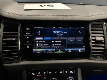 SKODA Kodiaq L&K 4x4  20Zoll Standhzg 360 AHK MASSAGE