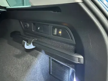 SKODA Kodiaq L&K 4x4  20Zoll Standhzg 360 AHK MASSAGE