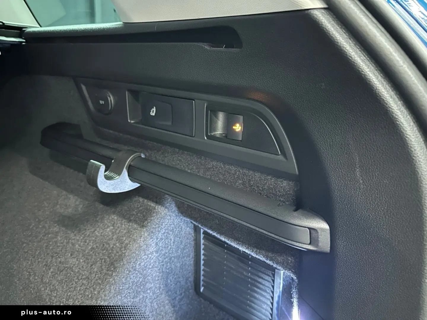 SKODA Kodiaq L&K 4x4  20Zoll Standhzg 360 AHK MASSAGE