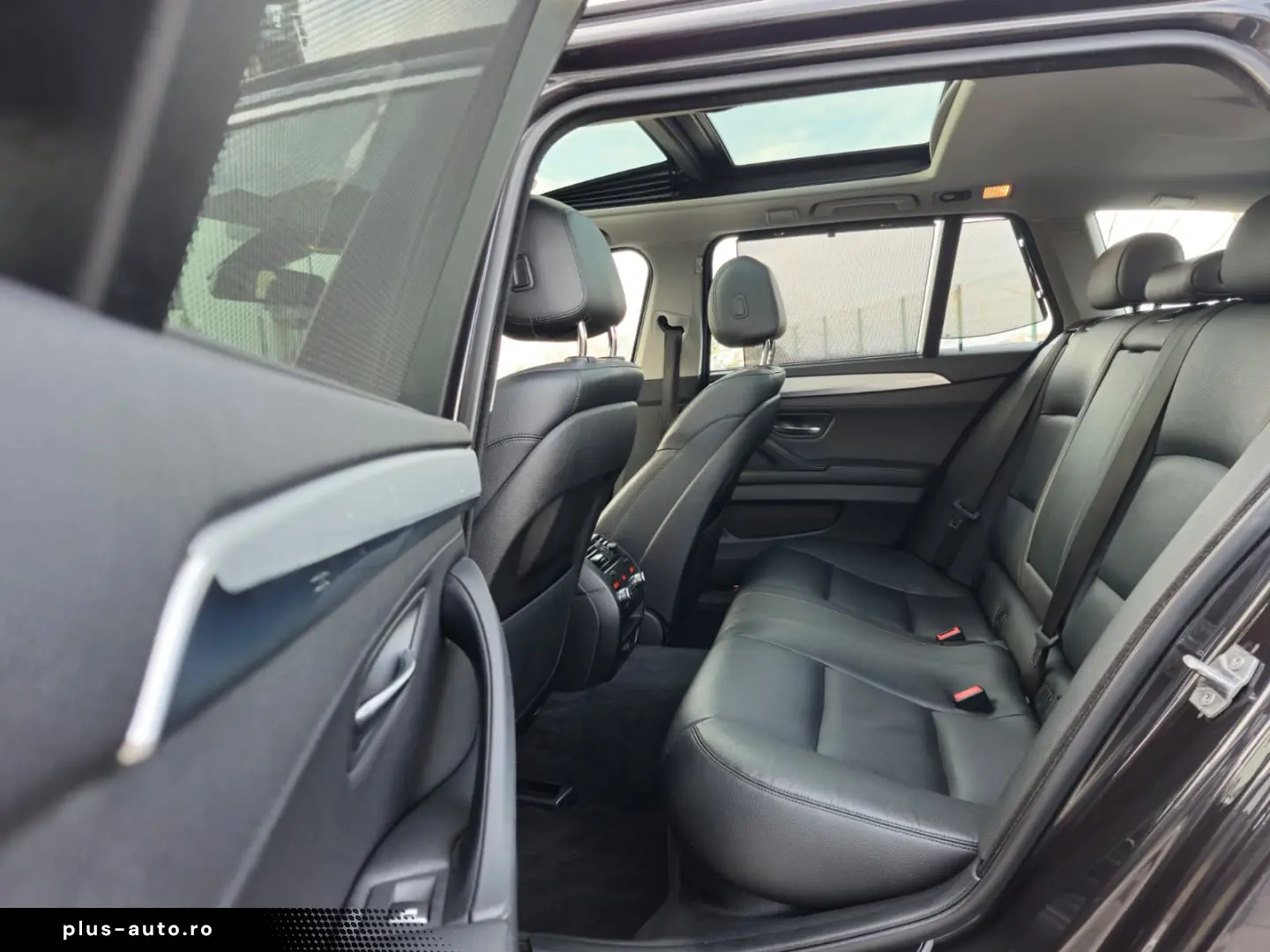 BMW 520D 2015 F11 Panoramic