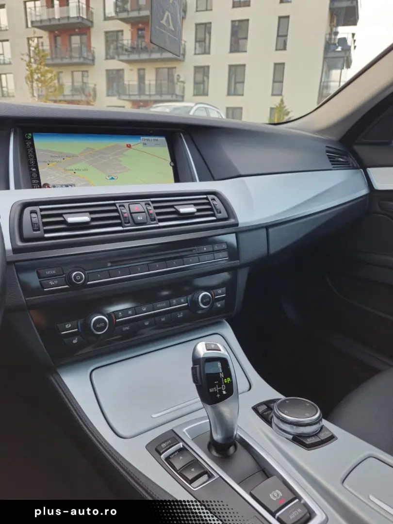 BMW 520D 2015 F11 Panoramic