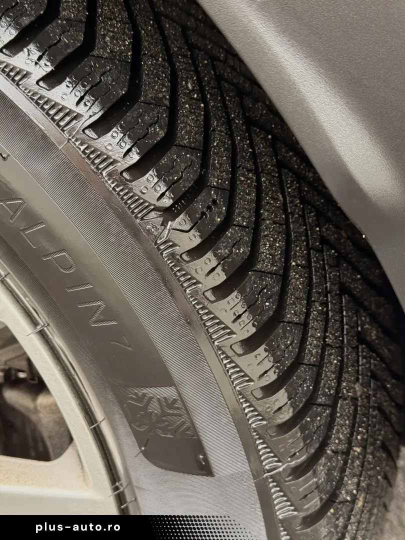 Peugeot 3008 1.6 THP EAT6 Allure