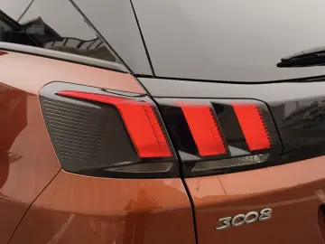 Peugeot 3008 1.6 THP EAT6 Allure