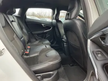 Volvo V40 2.0 D3 Facelift 2018 Automat