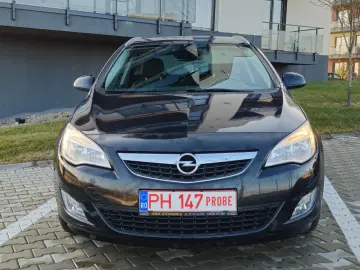 Opel Astra J 2012 Cosmo 1.4i