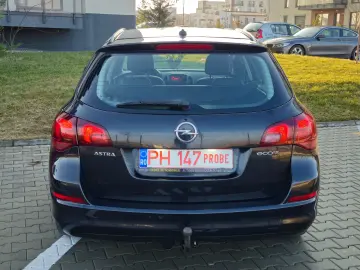Opel Astra J 2012 Cosmo 1.4i