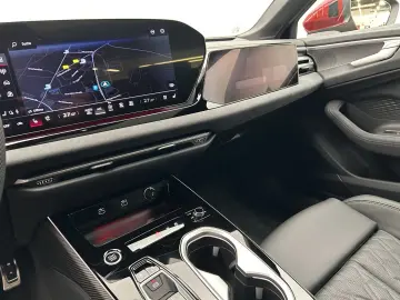 Audi A6 Avant TDI Quattro S line