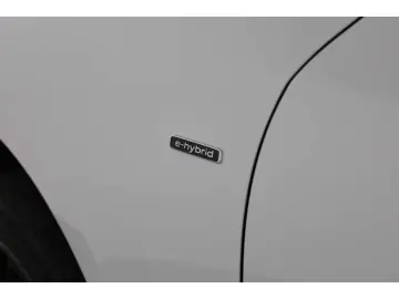 Audi A6 Avant E-Hybrid Quattro S line