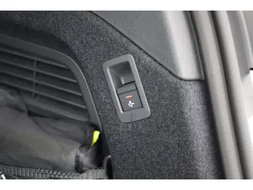 Audi A6 Avant E-Hybrid Quattro S line