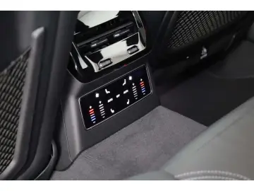 Audi A6 Avant E-Hybrid Quattro S line