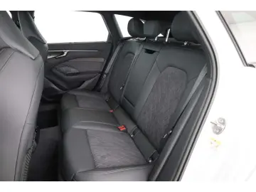 Audi A6 Avant E-Hybrid Quattro S line