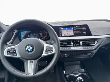 BMW 220i GC M SPORT PRO