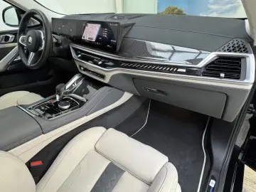 BMW X6 M Competition Sky Massage B&W Sitzlüftung ACC