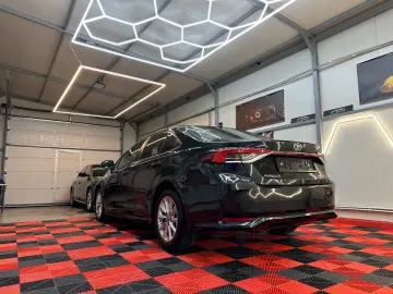 Toyota Corolla Hybrid