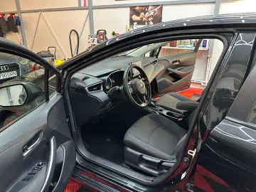 Toyota Corolla Hybrid