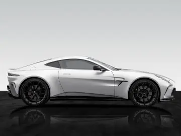 ASTON MARTIN V8 Vantage MY25   Launch Pack   Lighting Silver