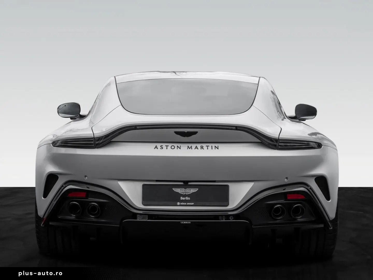 ASTON MARTIN V8 Vantage MY25   Launch Pack   Lighting Silver