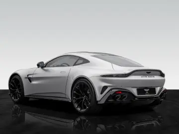 ASTON MARTIN V8 Vantage MY25   Launch Pack   Lighting Silver