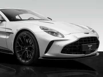 ASTON MARTIN V8 Vantage MY25   Launch Pack   Lighting Silver