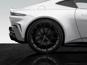 ASTON MARTIN V8 Vantage MY25   Launch Pack   Lighting Silver