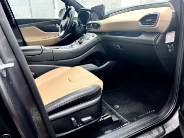 Hyundai Santa Fe 4WD Signature Hybrid Model