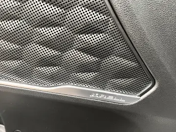 Hyundai Santa Fe 4WD Signature Hybrid Model