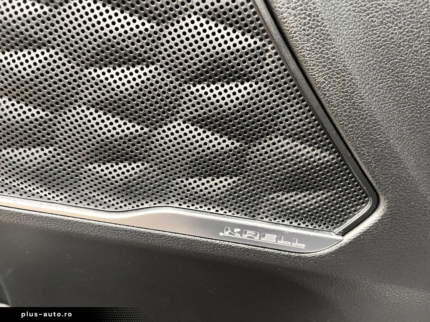 Hyundai Santa Fe 4WD Signature Hybrid Model