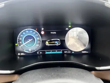 Hyundai Santa Fe 4WD Signature Hybrid Model