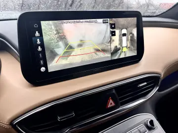 Hyundai Santa Fe 4WD Signature Hybrid Model