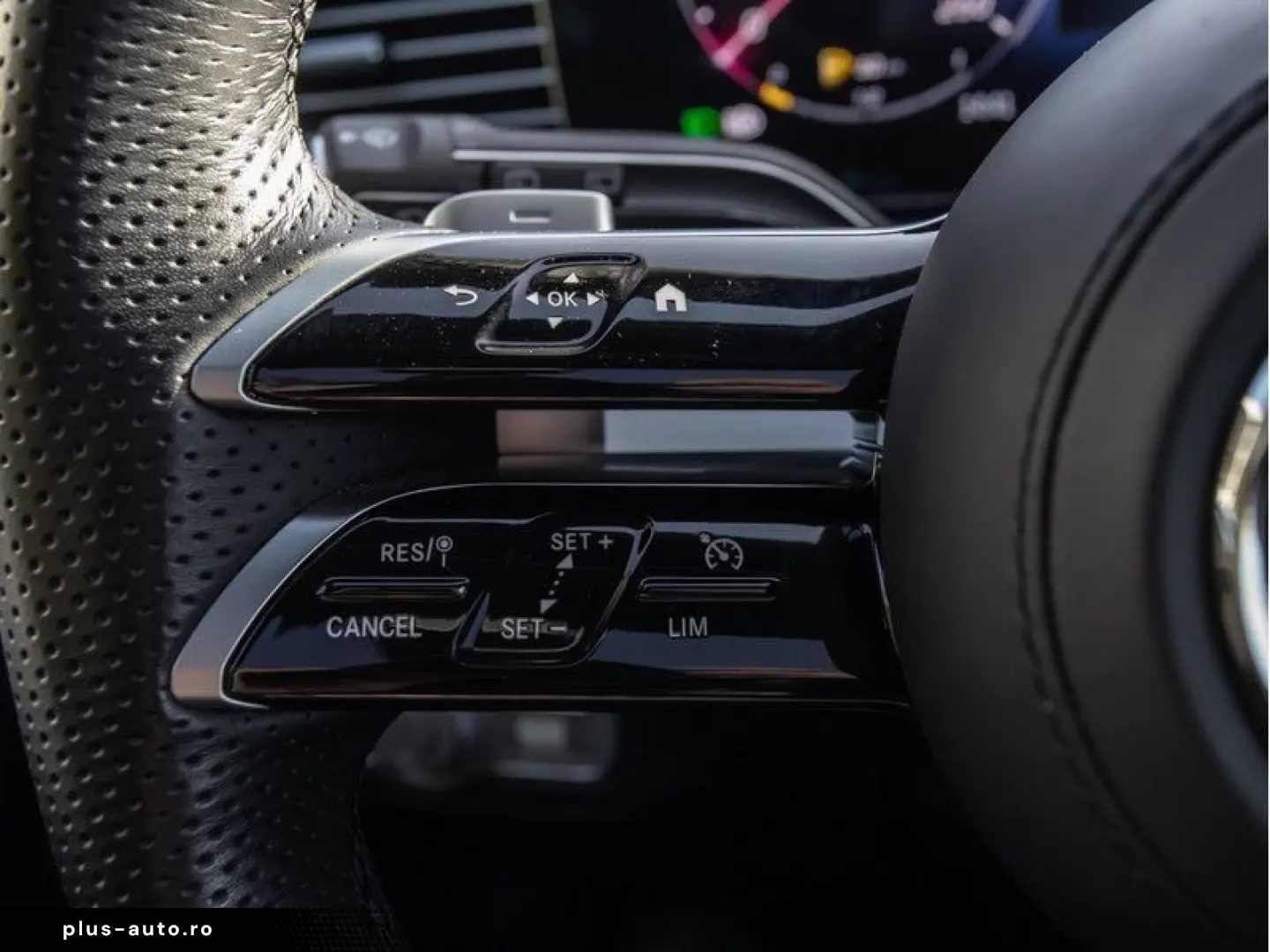 MERCEDES-BENZ GLE 450 4M AMG-Sport Pano AHK Stdhz Ni&hellip;