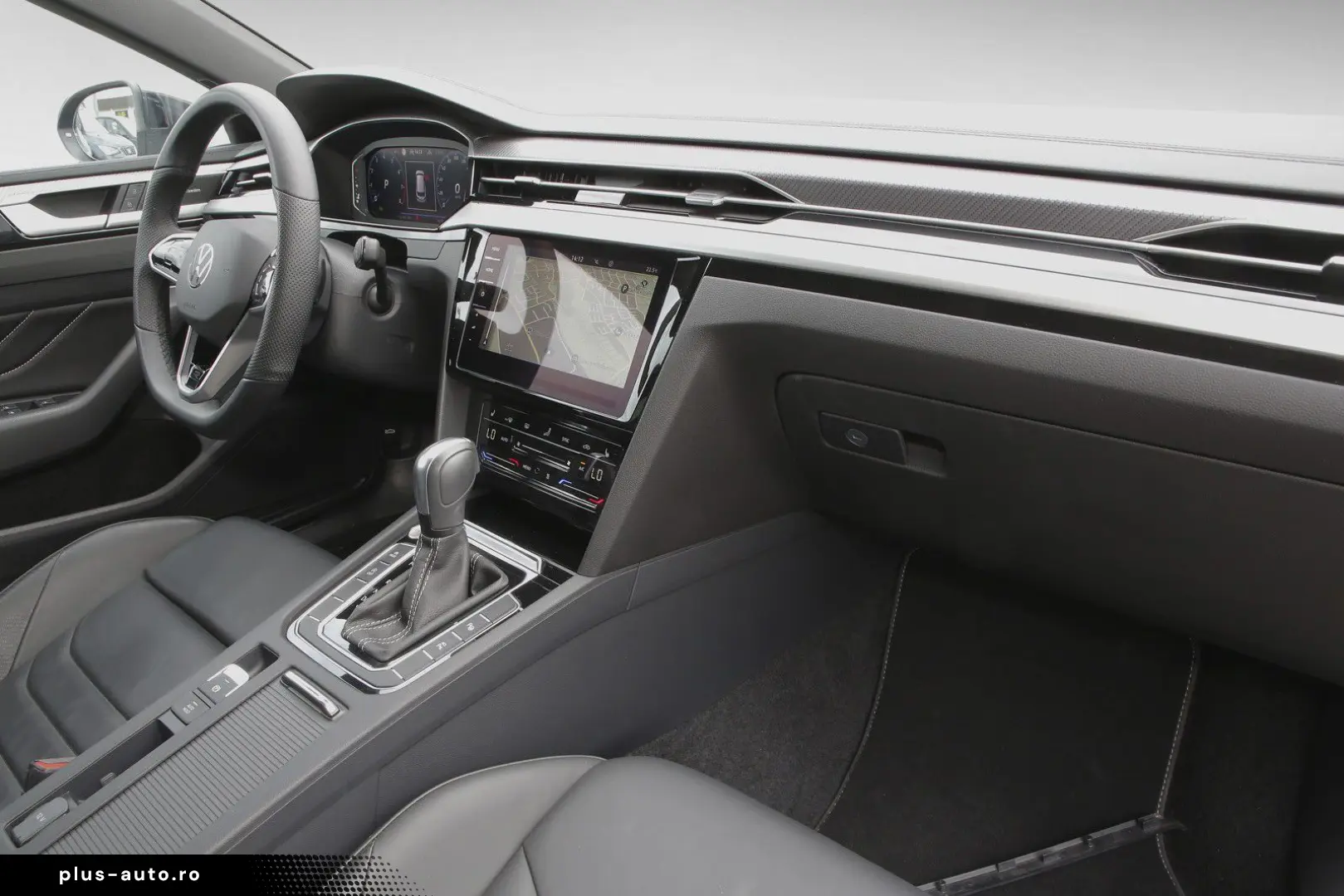 VW Arteon Shooting Brake R-Line 2 0 l TSI DSG IQ.LI