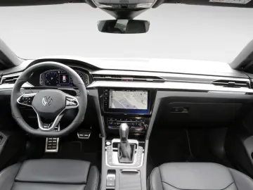 VW Arteon Shooting Brake R-Line 2 0 l TSI DSG IQ.LI