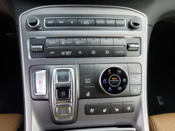 HYUNDAI SANTA FE 1.6 TGDi PHEV 4WD SIGNATURE PANO EHK 36